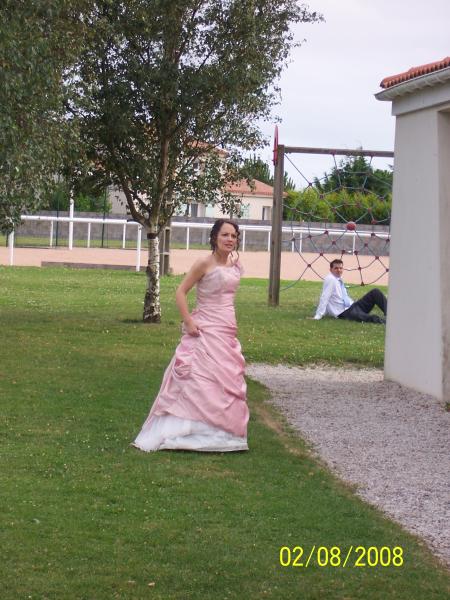 une mariée pleine de charme....